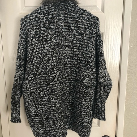 Sweater - Picture 2 of 3